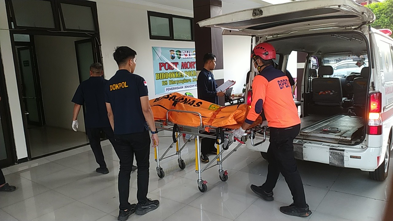 Bhayangkara Surabaya Mulai Identifikasi Korban KMP Mutiara Sentosa II, Tiga Jenazah Sudah Diterima