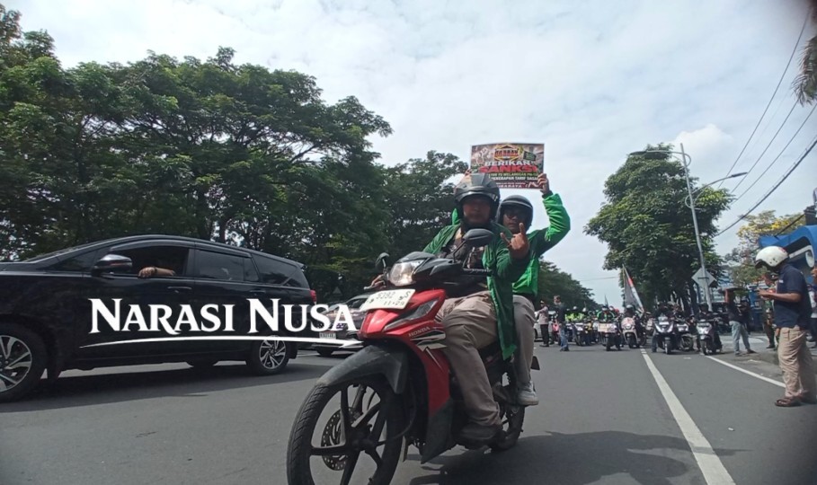 Aksi 3.000 Ojol Surabaya Tolak Tarif, Jalan Ahmad Yani Sempat Padat Menuju DPRD Jatim