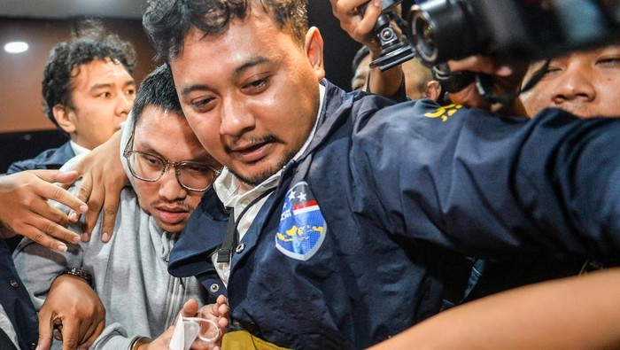 YouTuber Muhammad Adimas Diperiksa Polda Jabar Usai Ditangkap di Semarang